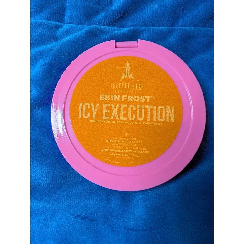 Jeffree Star Skin Frost Highlighting Blush OS Icy Execution Halloween RARE NWT